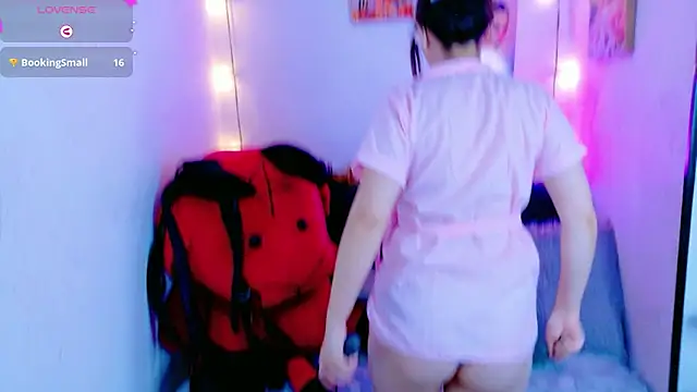 Snapshot of MiaVelvetDoll chatting on November 3, 2025, 2:42 pm MiaVelvetDoll online show from November 3, 2025, 2:42 pm