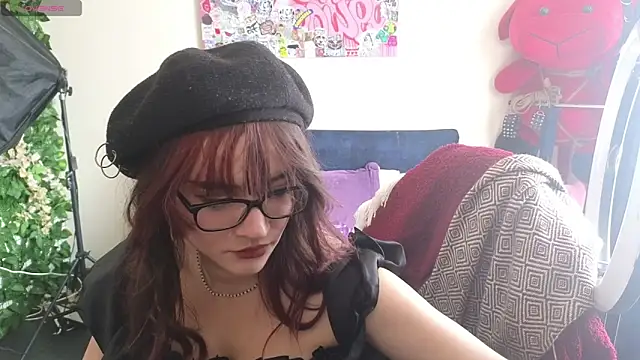 Snapshot of MiaVelvetDoll chatting on April 22, 2026, 2:24 pm MiaVelvetDoll online show from April 22, 2026, 2:24 pm