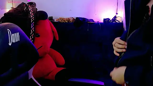 Snapshot of MiaVelvetDoll chatting on November 27, 2025, 1:55 pm MiaVelvetDoll online show from November 27, 2025, 1:55 pm