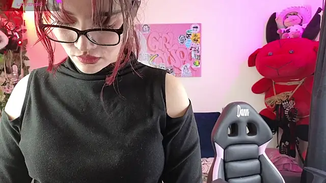 Snapshot of MiaVelvetDoll chatting on March 23, 2026, 2:17 pm MiaVelvetDoll online show from March 23, 2026, 2:17 pm