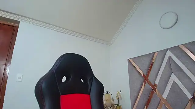 Snapshot of CharlotteSchmidtt chatting on November 1, 2025, 11:37 am CharlotteSchmidtt online show from November 1, 2025, 11:37 am