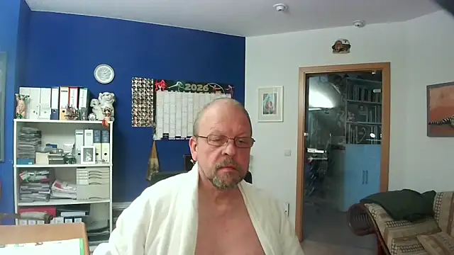 Snapshot of circus_bear@xh chatting on March 11, 2026, 6:40 am circus bearxh online show from March 11, 2026, 6:40 am