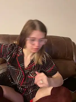 Snapshot of Riley_ray69 chatting on December 4, 2025, 1:59 am Riley ray69 online show from December 4, 2025, 1:59 am