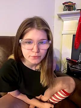 Snapshot of Riley_ray69 chatting on December 4, 2025, 4:50 pm Riley ray69 online show from December 4, 2025, 4:50 pm