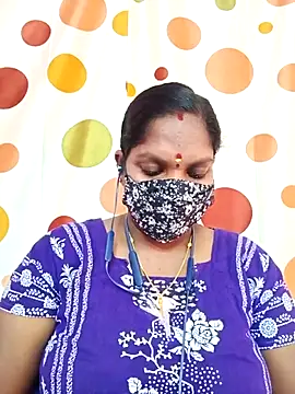 Snapshot of Tamil_Abinaya chatting on April 1, 2026, 6:37 am Tamil Abinaya online show from April 1, 2026, 6:37 am