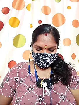 Snapshot of Tamil_Abinaya chatting on March 4, 2026, 5:10 pm Tamil Abinaya online show from March 4, 2026, 5:10 pm