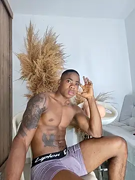 Snapshot of liambolt chatting on October 18, 2025, 12:51 pm liambolt online show from October 18, 2025, 12:51 pm