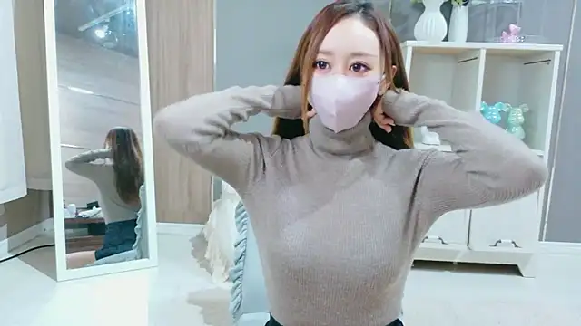 Xoxo  RUKA  xoxO online show from October 15, 2025, 5:17 am