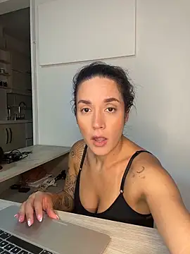 Snapshot of Sophia_House_ chatting on April 19, 2026, 2:56 am Sophia House online show from April 19, 2026, 2:56 am