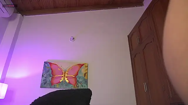 Snapshot of valentina_king18 chatting on November 29, 2025, 7:03 pm valentina king18 online show from November 29, 2025, 7:03 pm