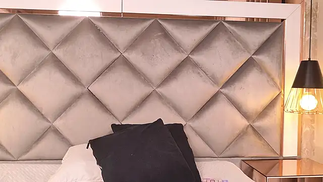 Snapshot of gemma_sm chatting on September 20, 2025, 3:11 am gemma sm online show from September 20, 2025, 3:11 am