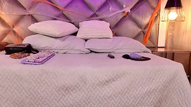 Snapshot of gemma_sm chatting on October 19, 2025, 3:09 am gemma sm online show from October 19, 2025, 3:09 am