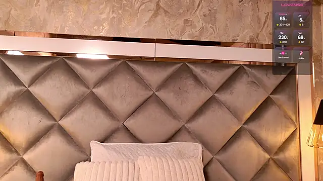 Snapshot of gemma_sm chatting on November 4, 2025, 7:39 pm gemma sm online show from November 4, 2025, 7:39 pm