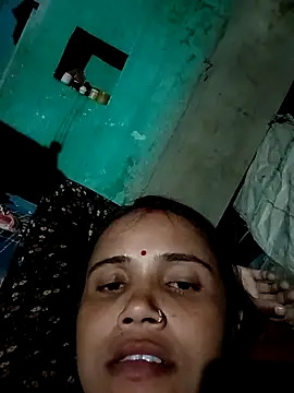 Hot ronak online show from November 8, 2025, 3:04 pm