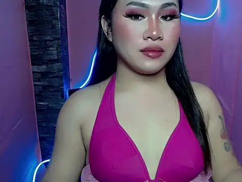 pretty lassy online show from November 4, 2025, 11:36 am