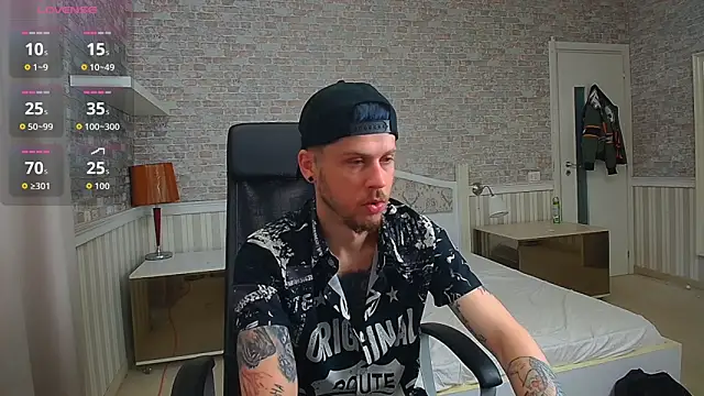 JonahShaw online show from May 22, 2026, 4:43 am