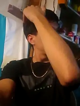 LUISSLEONN0958 online show from September 30, 2025, 7:58 am