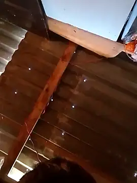 LUISSLEONN0958 online show from September 8, 2025, 2:38 pm