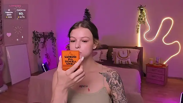 Lisa Blossom online show from July 16, 2026, 6:10 am