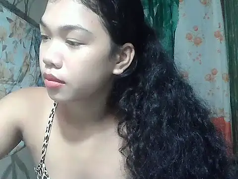 Snapshot of Sweetestsiner chatting on January 14, 2026, 3:43 am Sweetestsiner online show from January 14, 2026, 3:43 am