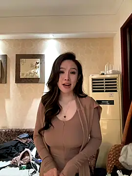 Snapshot of Manson13333 chatting on November 2, 2025, 4:12 pm Manson13333 online show from November 2, 2025, 4:12 pm