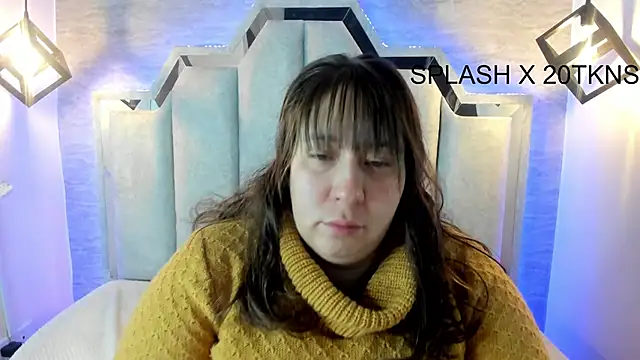 Snapshot of _Emily_rosee_ chatting on October 21, 2025, 11:09 am Emily rosee online show from October 21, 2025, 11:09 am