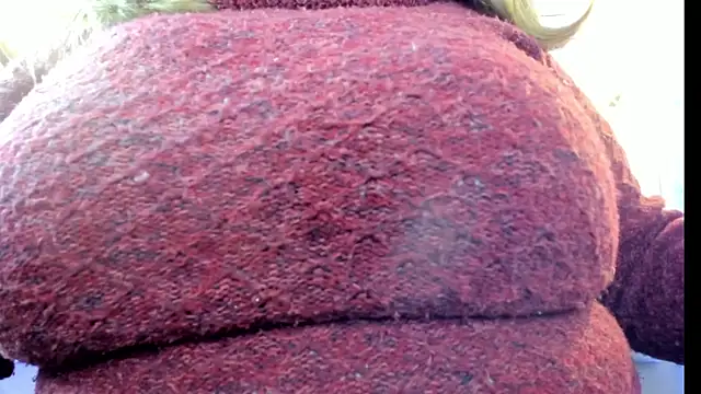 Snapshot of _Emily_rosee_ chatting on November 4, 2025, 11:03 am Emily rosee online show from November 4, 2025, 11:03 am