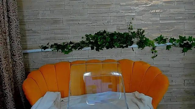 boobzilla  online show from December 14, 2025, 8:14 pm