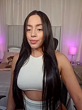 AriadnaTaylor online show from May 16, 2026, 7:57 pm