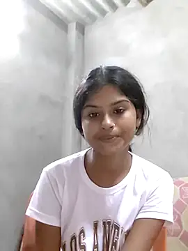 Snapshot of Tara2007 chatting on September 16, 2025, 11:33 am Tara2007 online show from September 16, 2025, 11:33 am