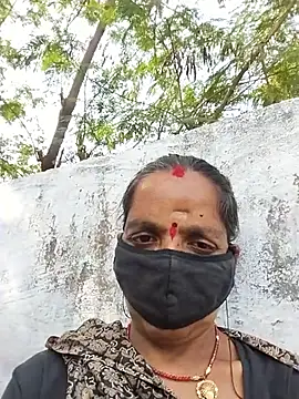 Snapshot of Sexi_savita chatting on November 30, 2025, 6:58 am Sexi savita online show from November 30, 2025, 6:58 am