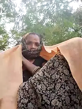 Snapshot of Sexi_savita chatting on November 16, 2025, 10:31 am Sexi savita online show from November 16, 2025, 10:31 am