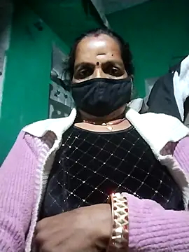 Snapshot of Sexi_savita chatting on November 20, 2025, 10:42 pm Sexi savita online show from November 20, 2025, 10:42 pm