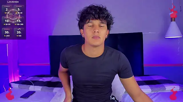 Leo Savage  online show from September 19, 2025, 4:05 am