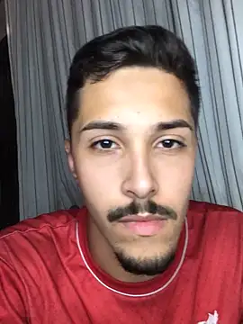 henriquexz244 online show from December 22, 2025, 5:35 pm