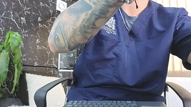 Snapshot of Alexander_ferre chatting on April 16, 2026, 1:56 pm Alexander ferre online show from April 16, 2026, 1:56 pm