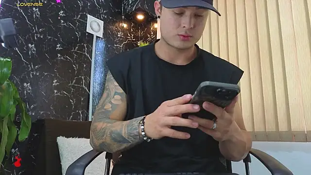 Snapshot of Alexander_ferre chatting on March 16, 2026, 1:26 pm Alexander ferre online show from March 16, 2026, 1:26 pm