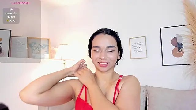 Sarah ortiz online show from September 19, 2025, 4:05 am