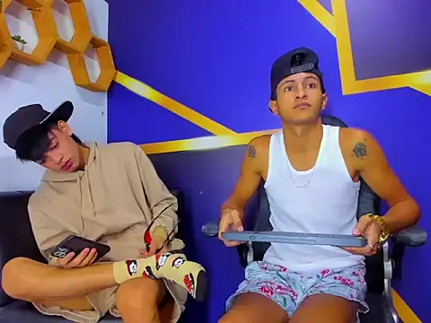 Snapshot of gustavo_saaled19_ chatting on September 8, 2025, 7:46 pm gustavo saaled19 online show from September 8, 2025, 7:46 pm