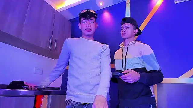 Snapshot of gustavo_saaled19_ chatting on October 5, 2025, 7:37 pm gustavo saaled19 online show from October 5, 2025, 7:37 pm