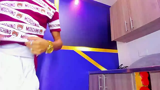 Snapshot of gustavo_saaled19_ chatting on September 29, 2025, 7:30 pm gustavo saaled19 online show from September 29, 2025, 7:30 pm