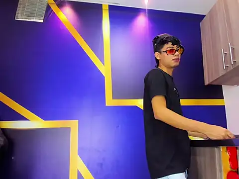 Snapshot of gustavo_saaled19_ chatting on September 14, 2025, 7:58 pm gustavo saaled19 online show from September 14, 2025, 7:58 pm