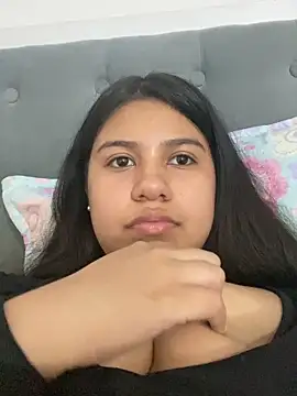 Snapshot of AntonellaCute_ab chatting on October 30, 2025, 1:37 am AntonellaCute ab online show from October 30, 2025, 1:37 am