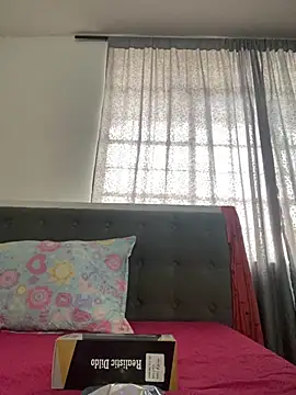 Snapshot of AntonellaCute_ab chatting on September 22, 2025, 10:27 pm AntonellaCute ab online show from September 22, 2025, 10:27 pm