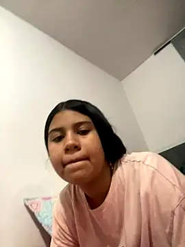 Snapshot of AntonellaCute_ab chatting on September 29, 2025, 11:10 pm AntonellaCute ab online show from September 29, 2025, 11:10 pm