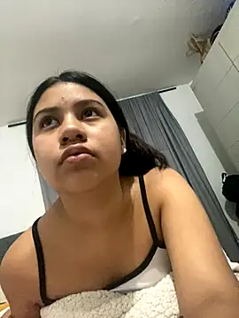 Snapshot of AntonellaCute_ab chatting on October 25, 2025, 11:27 pm AntonellaCute ab online show from October 25, 2025, 11:27 pm