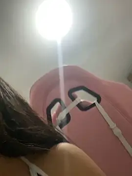 Snapshot of AntonellaCute_ab chatting on October 16, 2025, 1:47 am AntonellaCute ab online show from October 16, 2025, 1:47 am