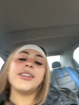 Snapshot of MorganHot0809 chatting on September 10, 2025, 11:53 am MorganHot0809 online show from September 10, 2025, 11:53 am