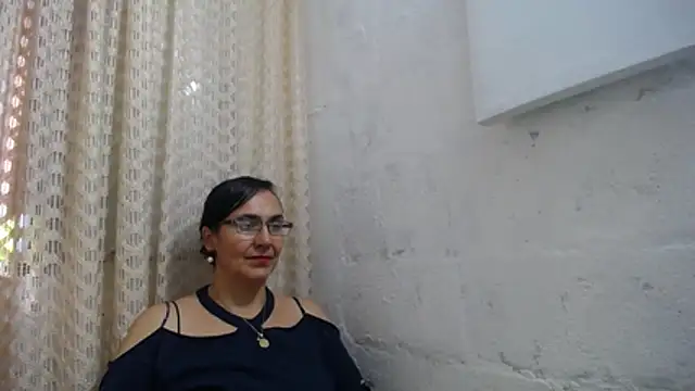 Snapshot of gabbyparker_ chatting on December 22, 2025, 6:52 pm gabbyparker online show from December 22, 2025, 6:52 pm