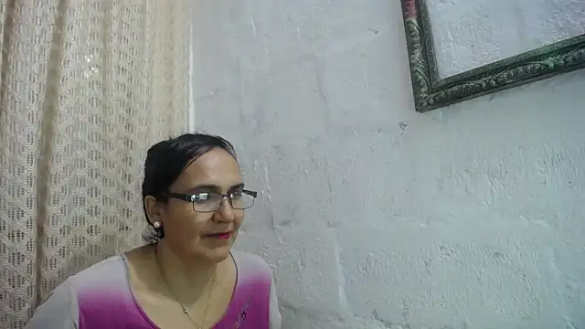 Snapshot of gabbyparker_ chatting on February 13, 2026, 11:49 pm gabbyparker online show from February 13, 2026, 11:49 pm